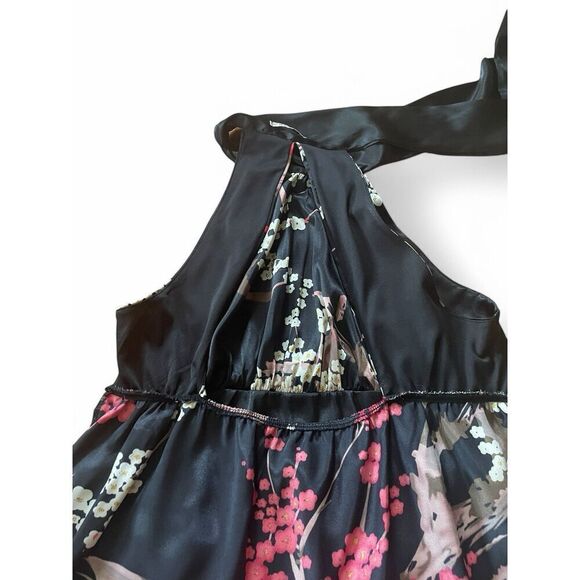 Forever Women’s Vintage USA Sakura Print Tie Neck Sleeveless Open Back Top L - Picture 8 of 9